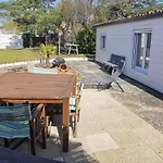Maison Calme A Pour 4 Personnes Avec Animaux Admis - Fr-1-194-309 Feriehus *